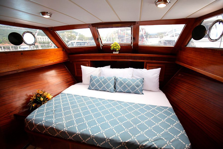 Kemer Yacht Rental 13m Economic Motor Yacht